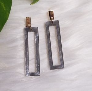 Gray Shell Rectangular Cutout Earrings